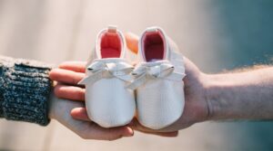 Scegliere il numero di scarpe per bambini