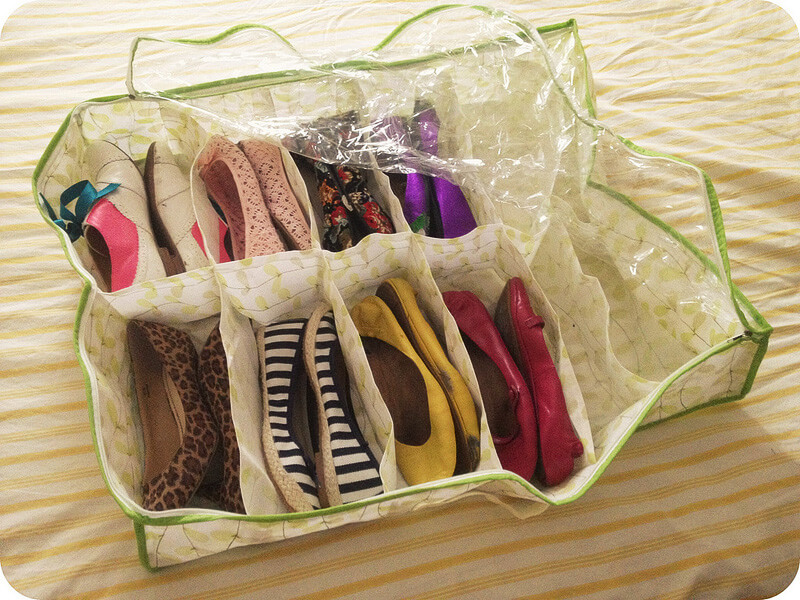 Contenitore con tasche per ordinare le scarpe